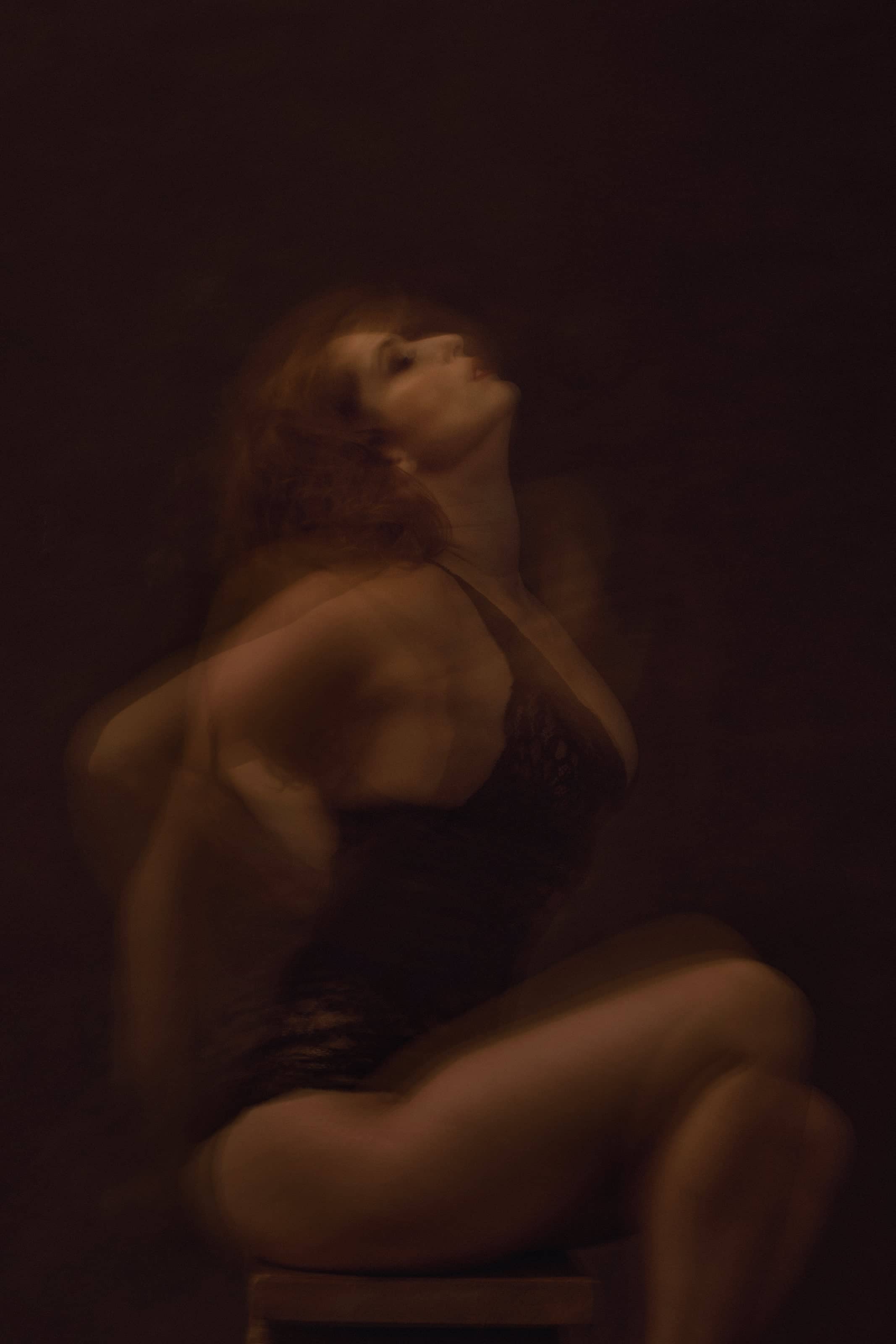 Editorial boudoir photography in Los Angeles by Marilyn Lou